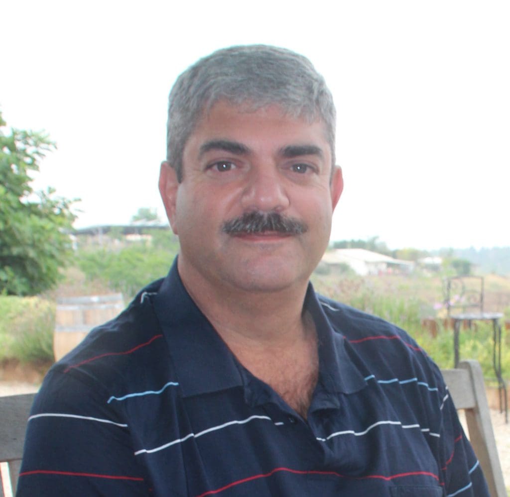 ראובן נחום סנבירה
